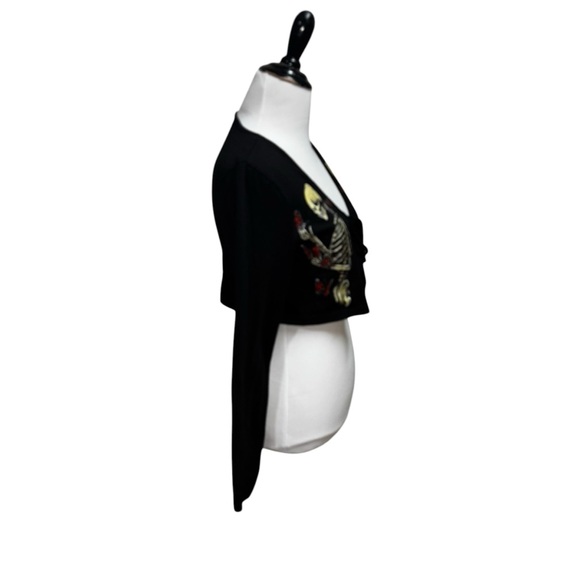 Romwe Women's Size XS Crop Cardigan Top Frontal Tie Skeleton Print Goth Punk - Picture 4 of 6